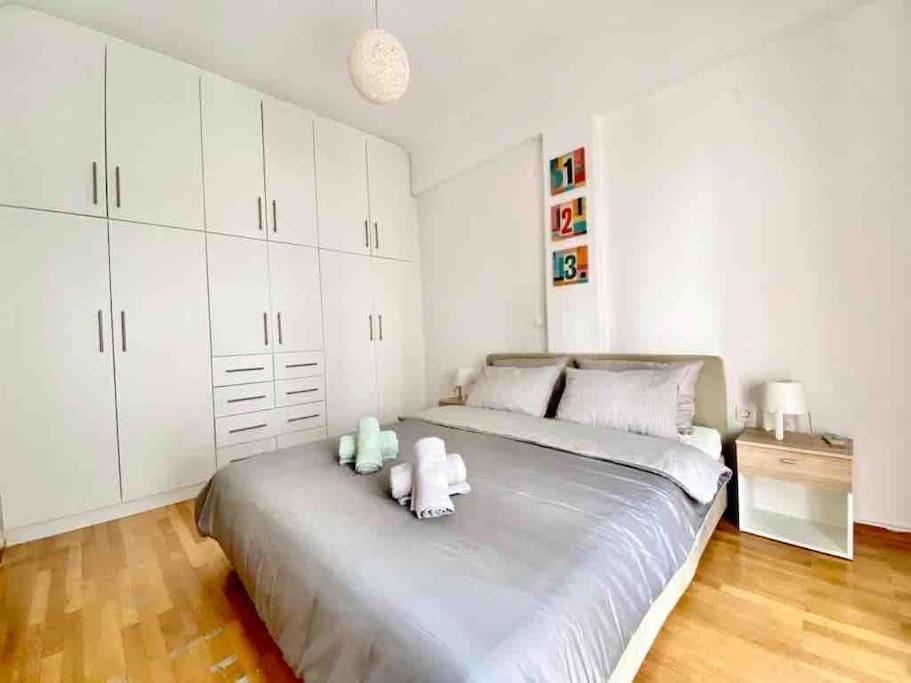 Lovely 1 Bedroom Apartment In Athen Eksteriør bilde